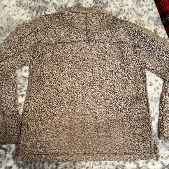 True Grit Sherpa 1/4 Zip Pullover - Picture 5 of 5